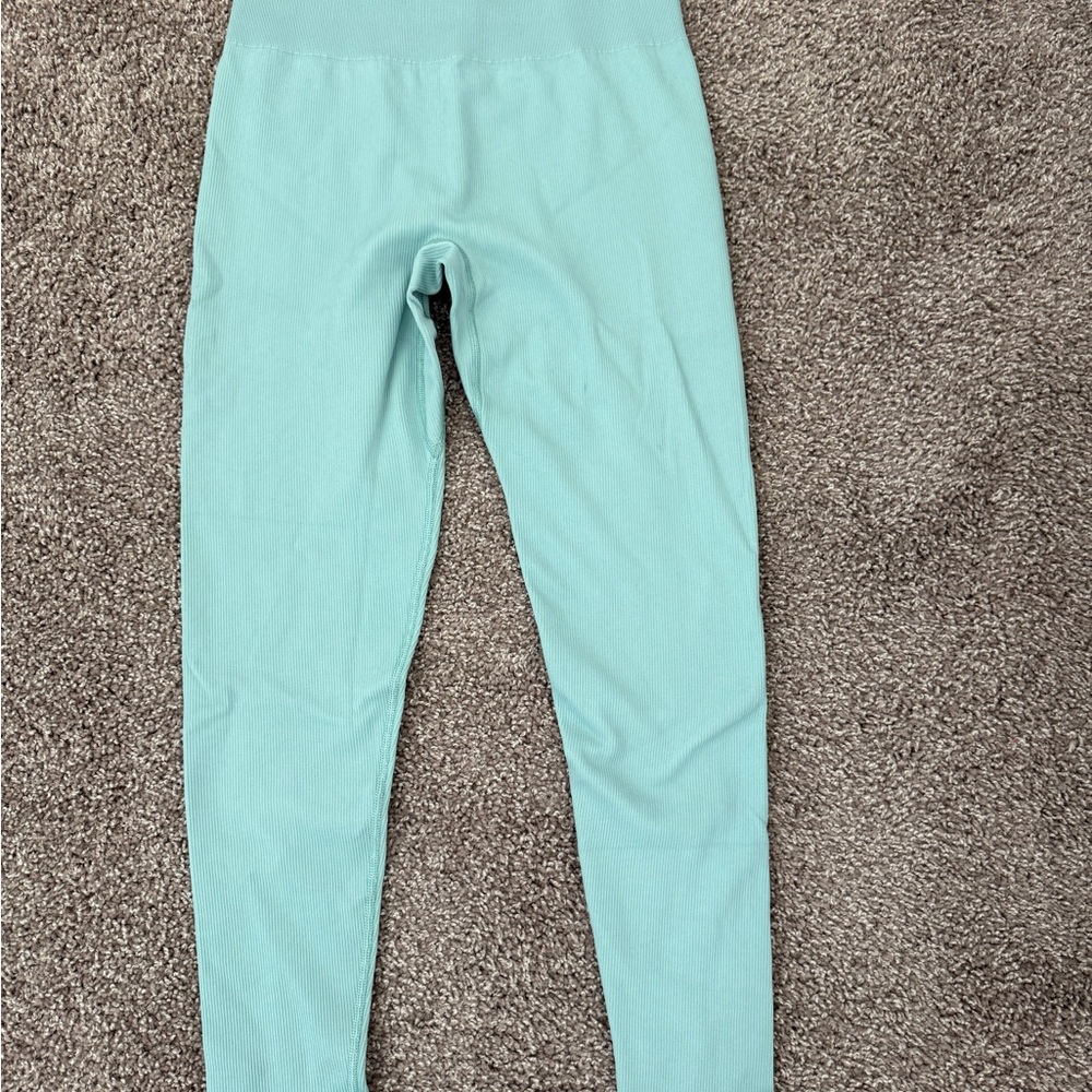 Outdoor Voices leggings
